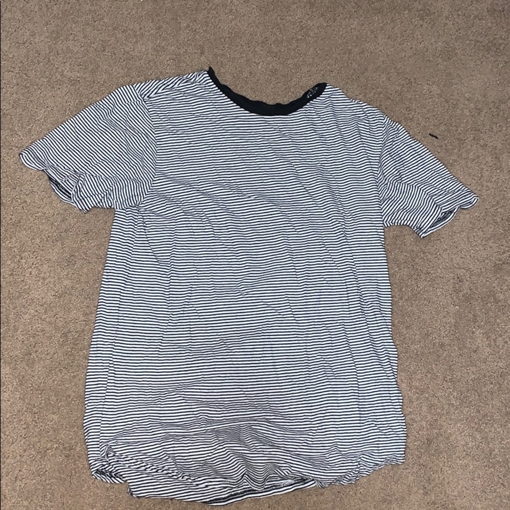 Medium men’s t shirt